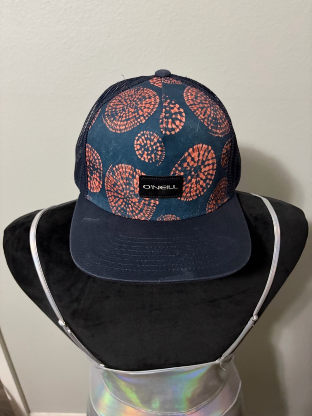 O'Neill Navy Cap with Coral-Print Front